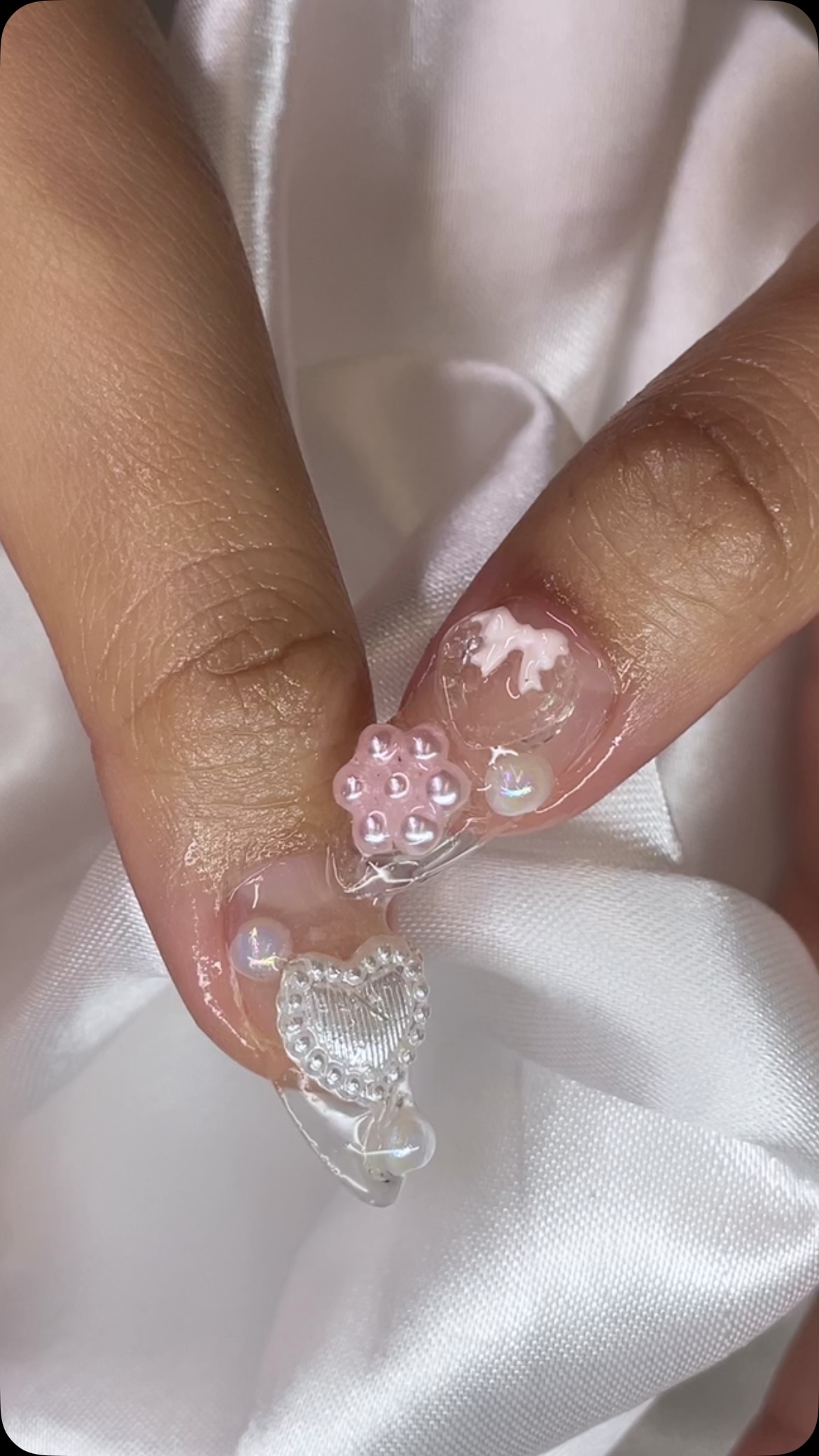 Cute Pink Gel Nails with Heart and Pearls