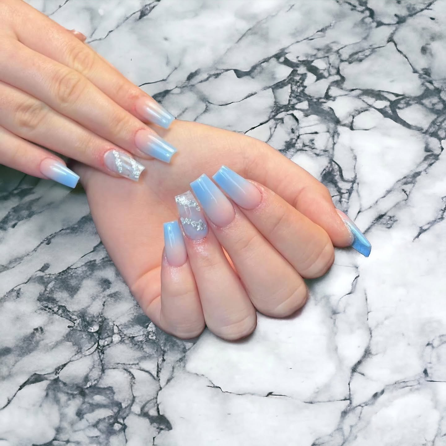 Elegant Ombre Blue Nails with Sparkle