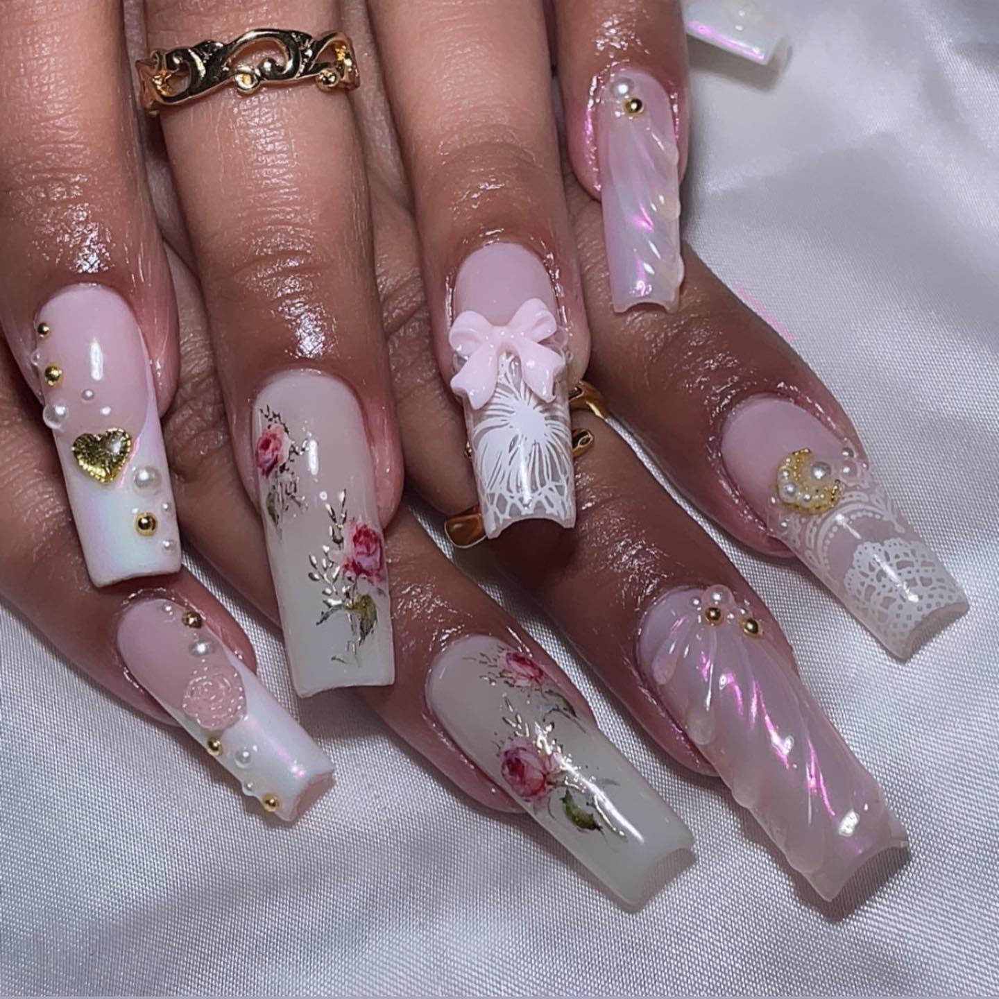 Elegant Pink Floral Nail Art