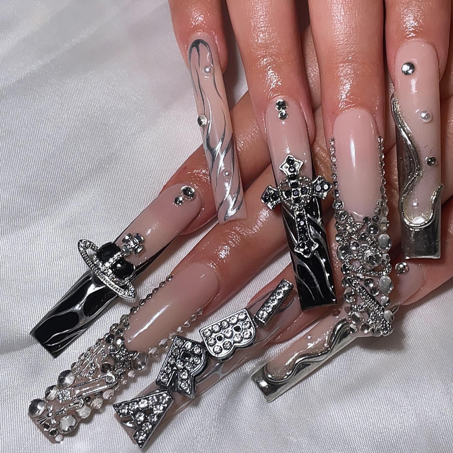 Stylish Artistic Black and Silver Nails