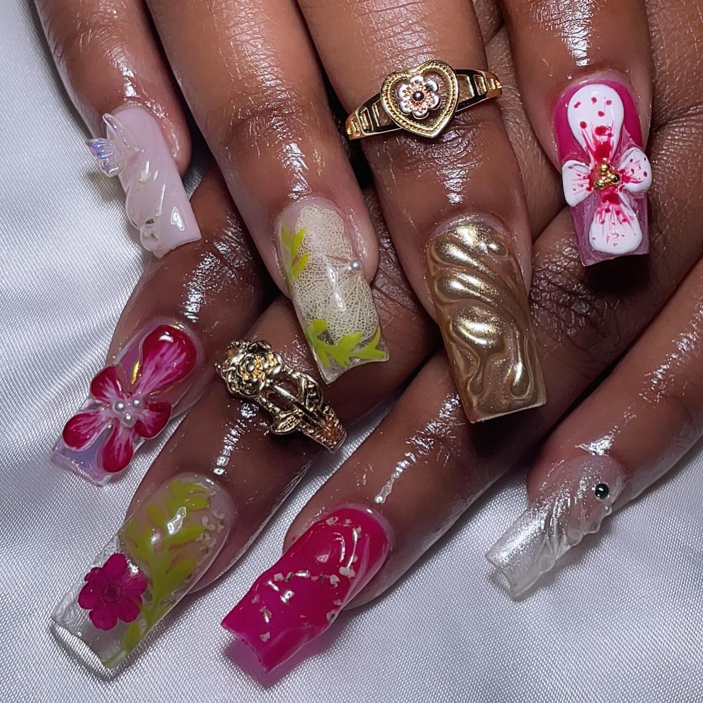 Artistic Floral Nail Design