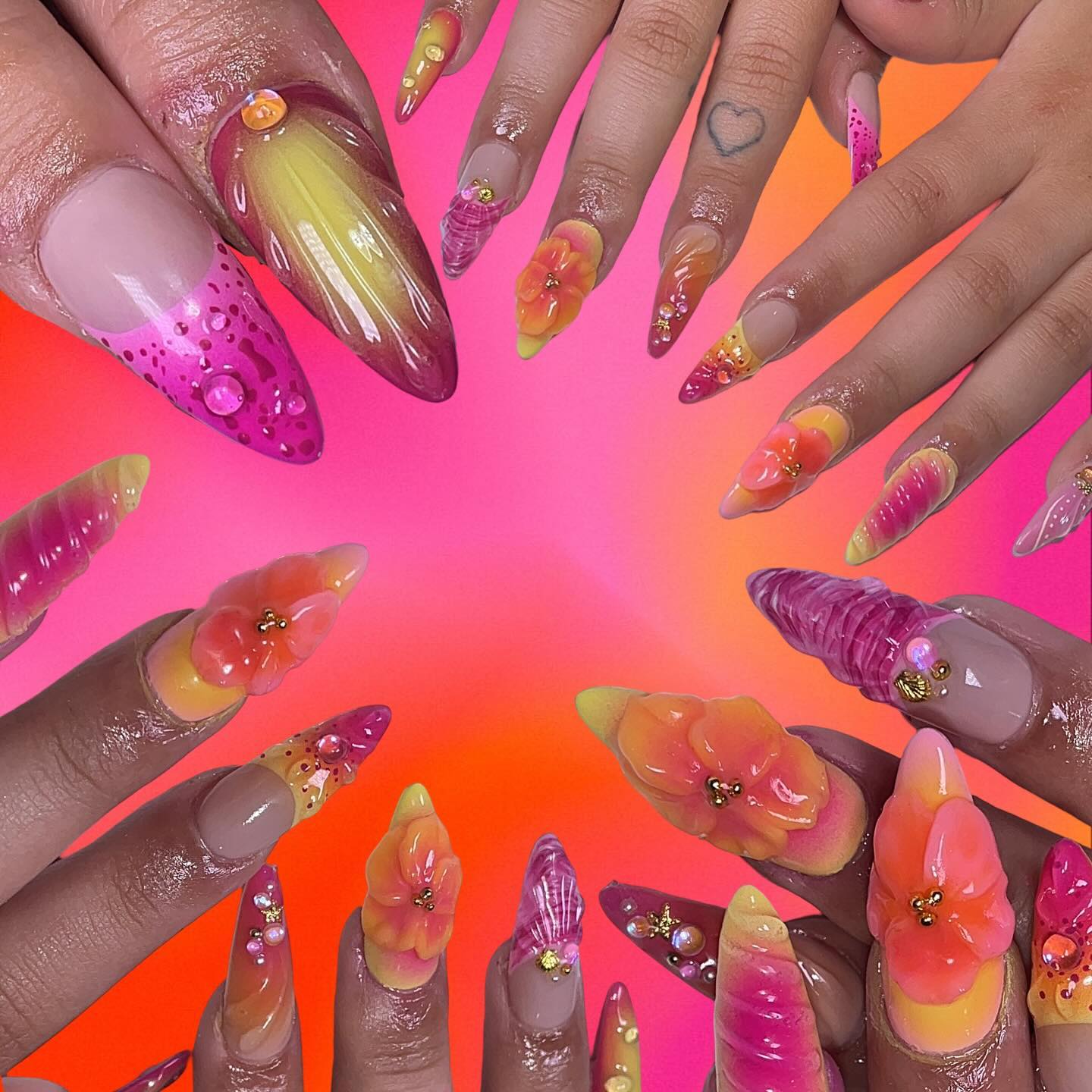 Floral Artistic Nails