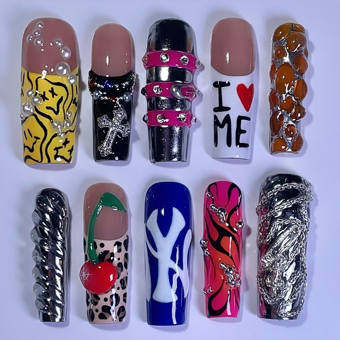 Stylish Artistic Nail Art