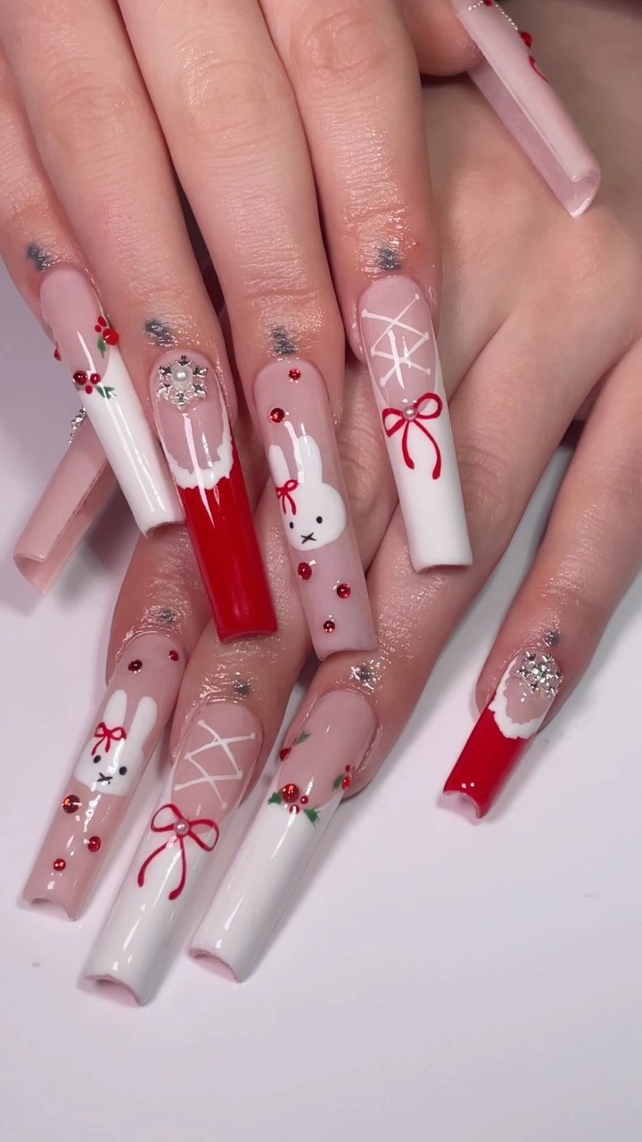Festive Holiday Nail Art
