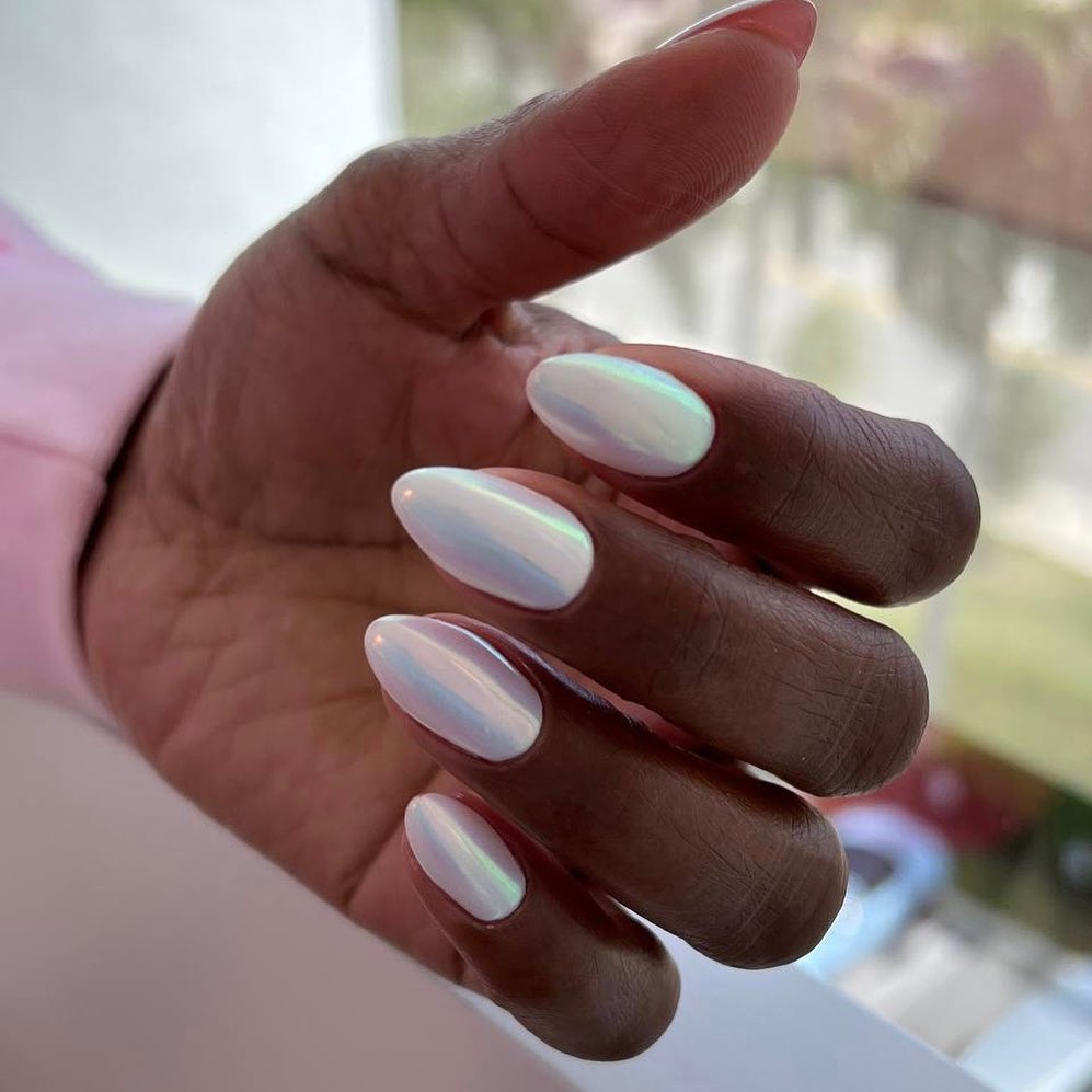Elegant White Iridescent Nails