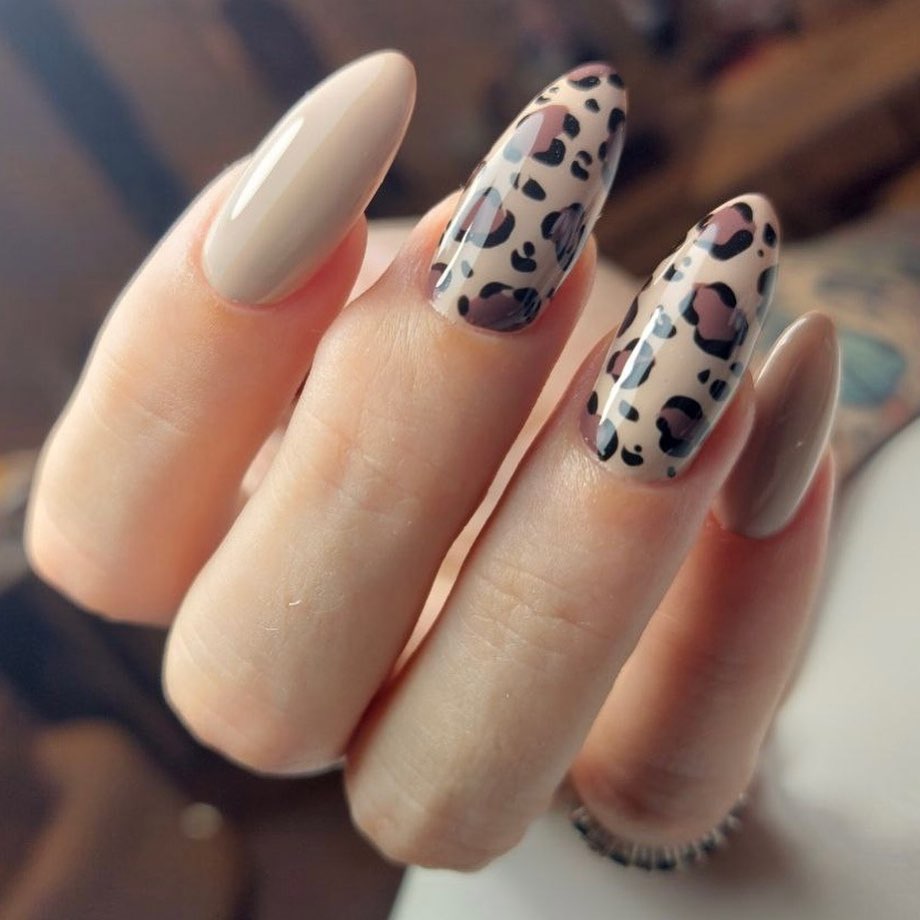 Stylish Animal Print Nails
