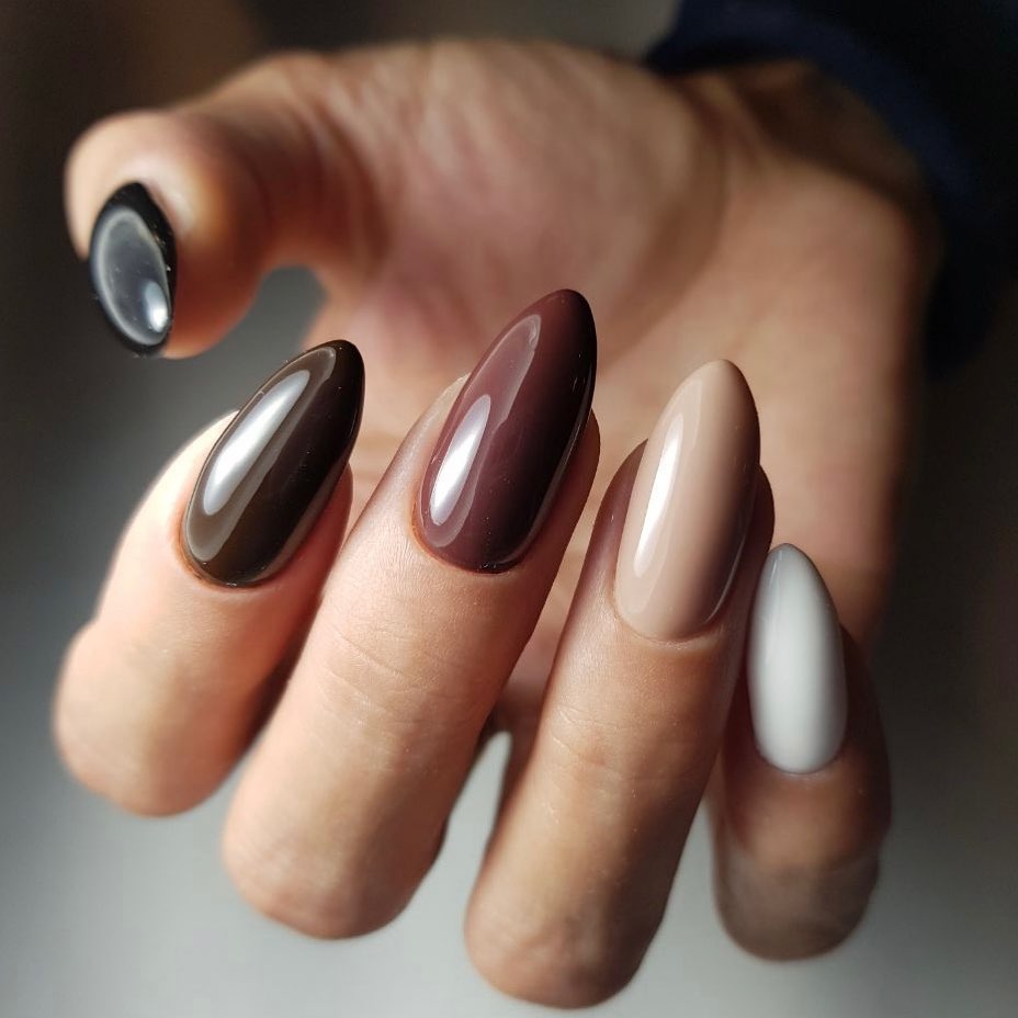 Elegant Mixed Tone Nails