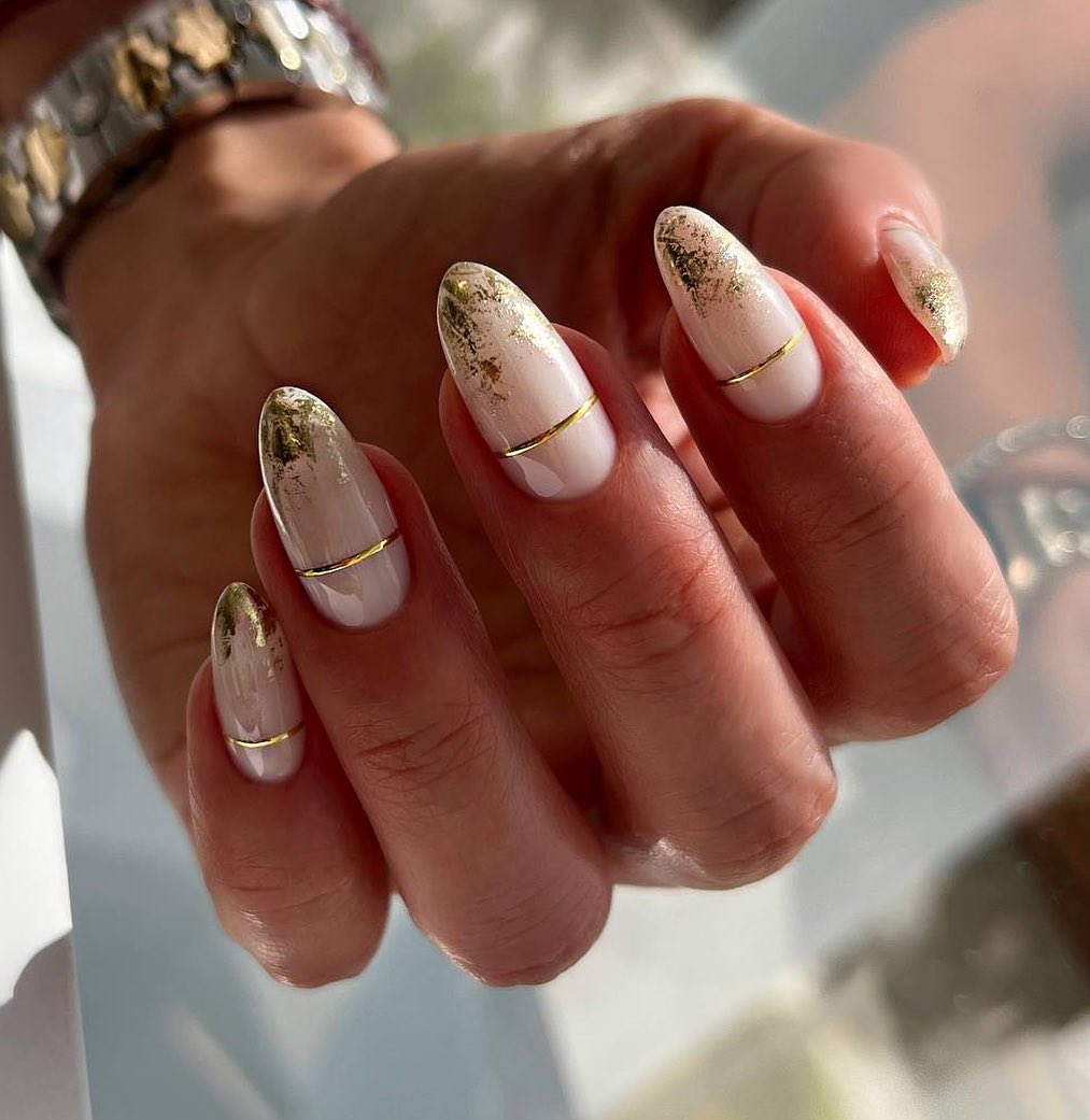 Elegant Gold and White Nails