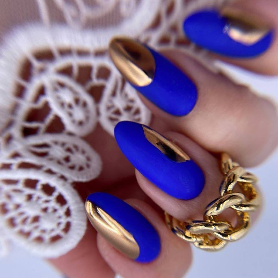Artistic Blue and Gold Nails