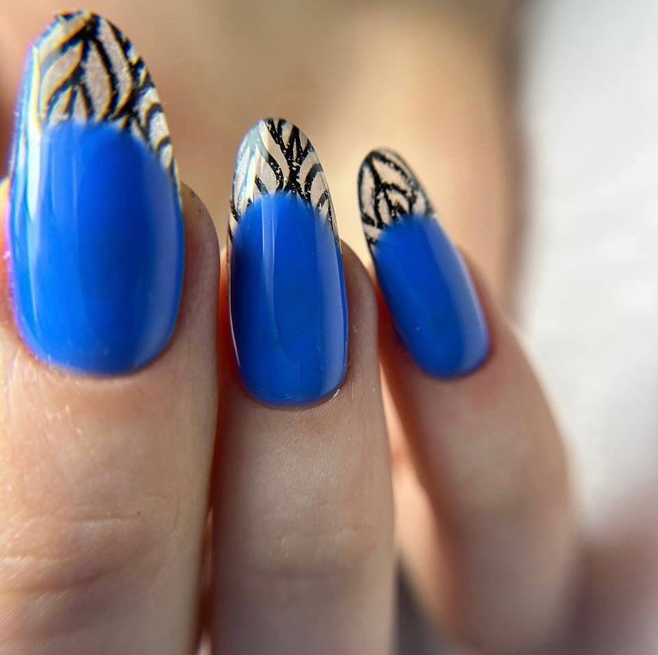 Elegant Blue and Black Nail Art
