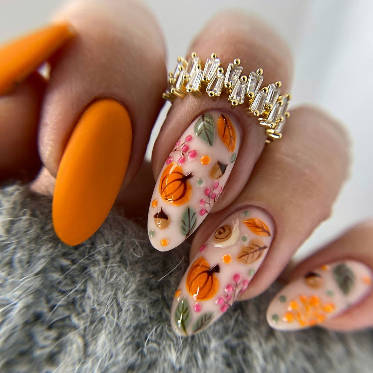 Autumn-Inspired Nail Art