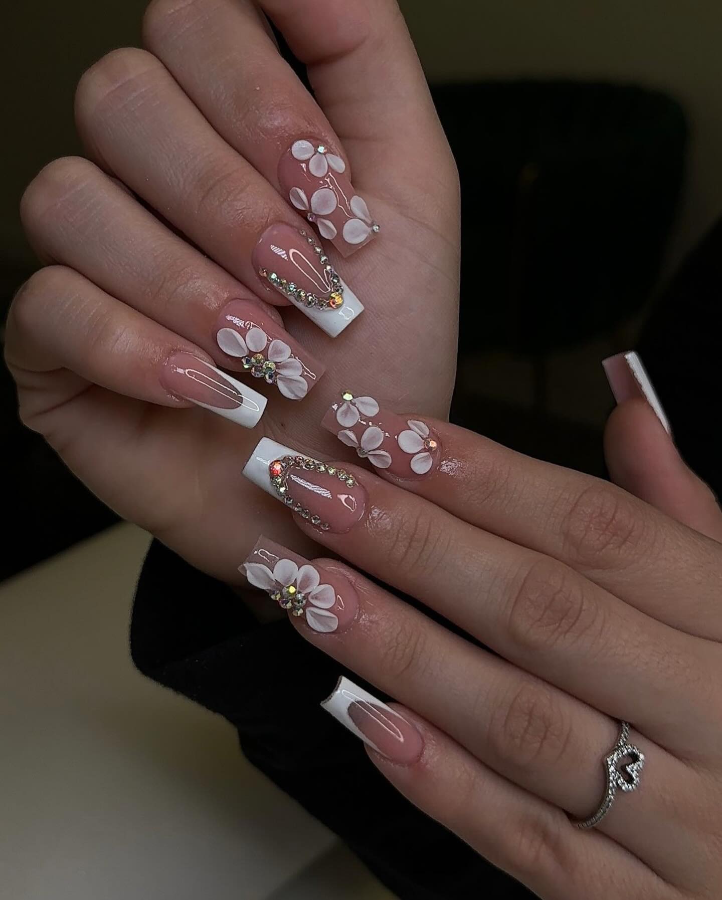 Elegant Floral Nail Design