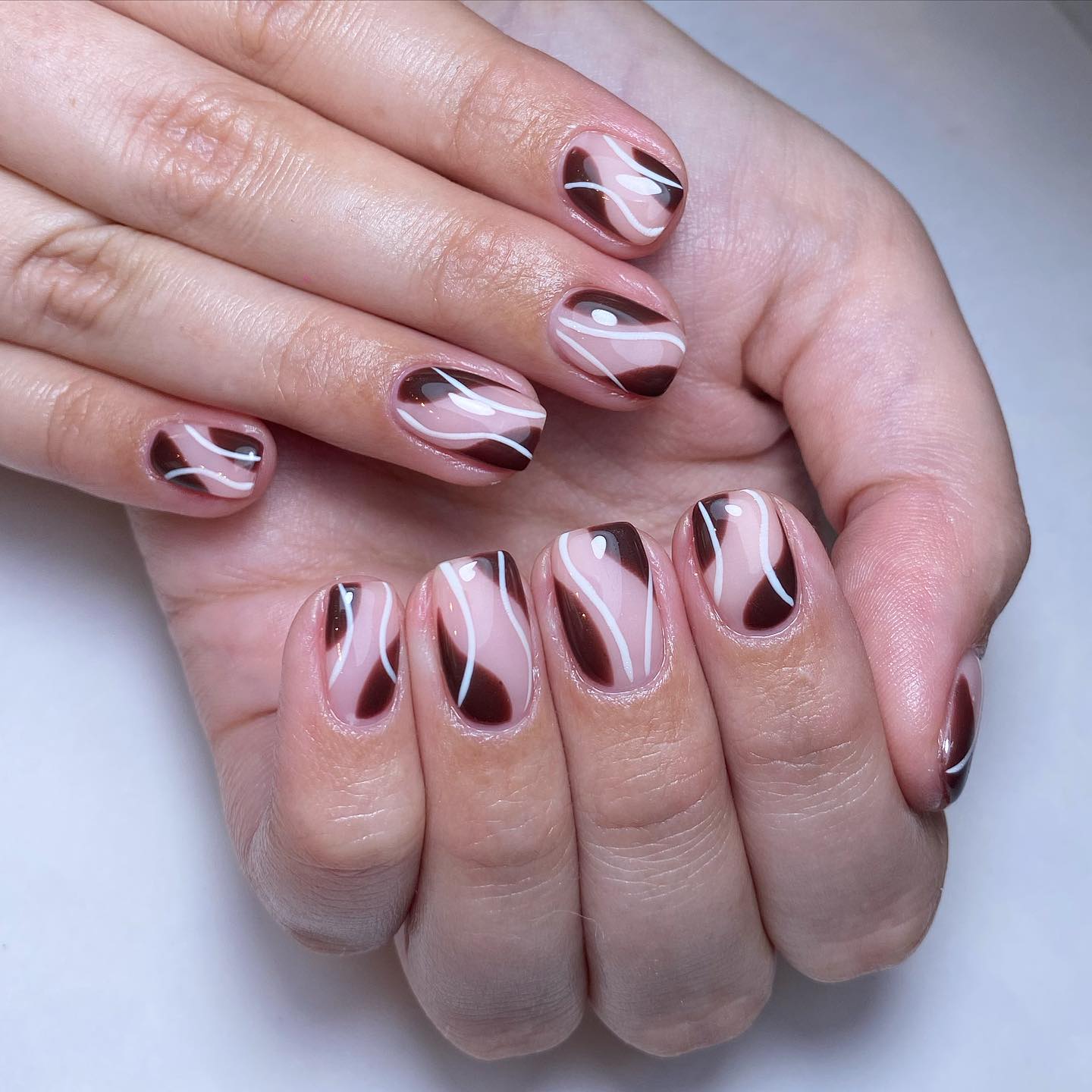 Artistic Nude and Brown Nails