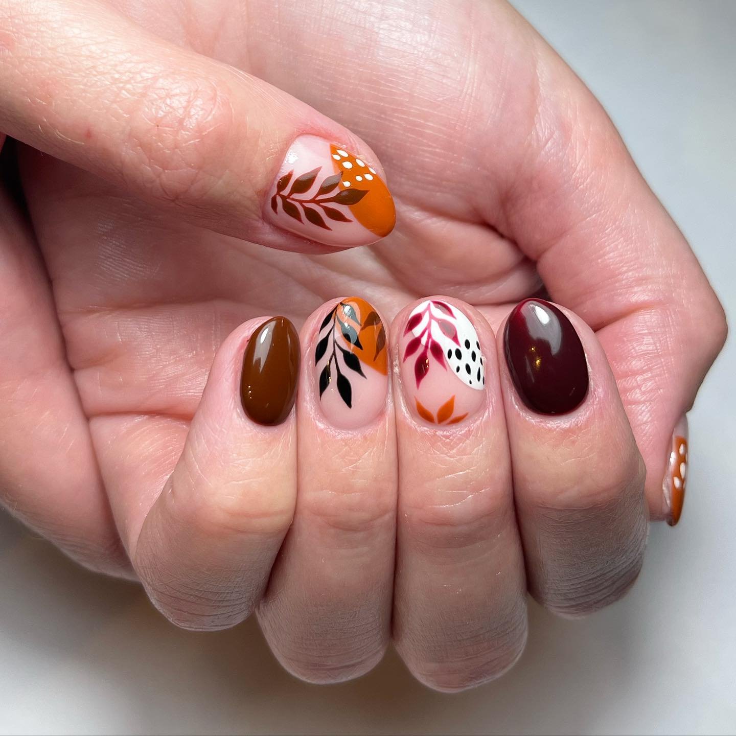 Autumn-Inspired Nail Art