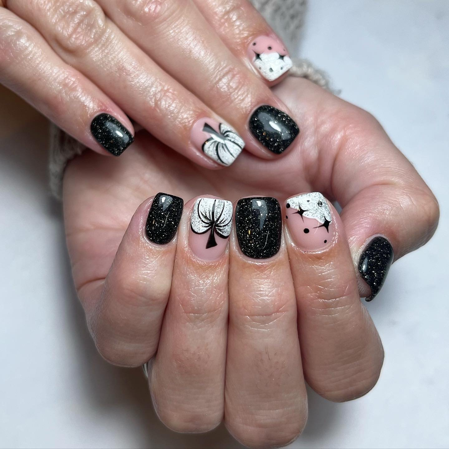 Stylish Black and White Floral Nails