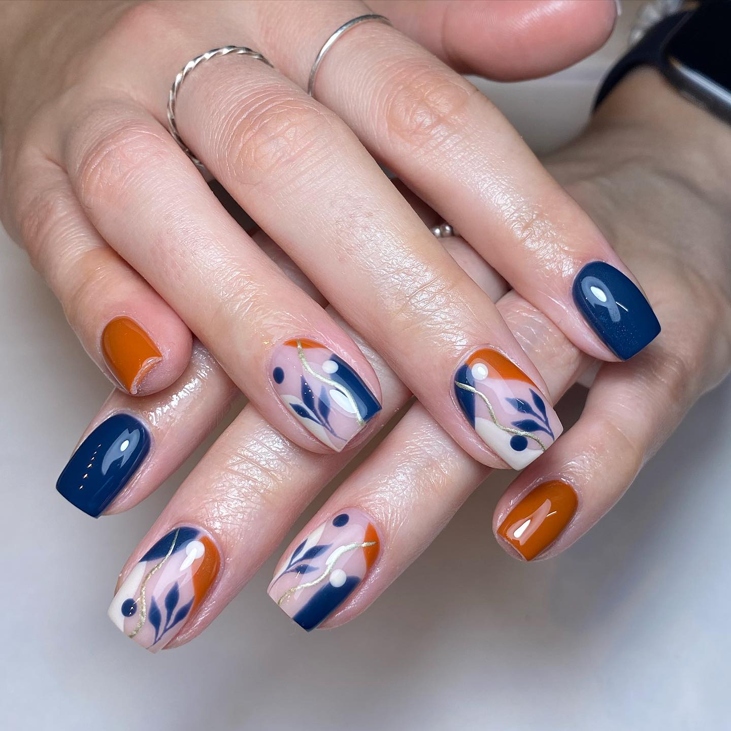 Artistic Fall-Inspired Nail Design