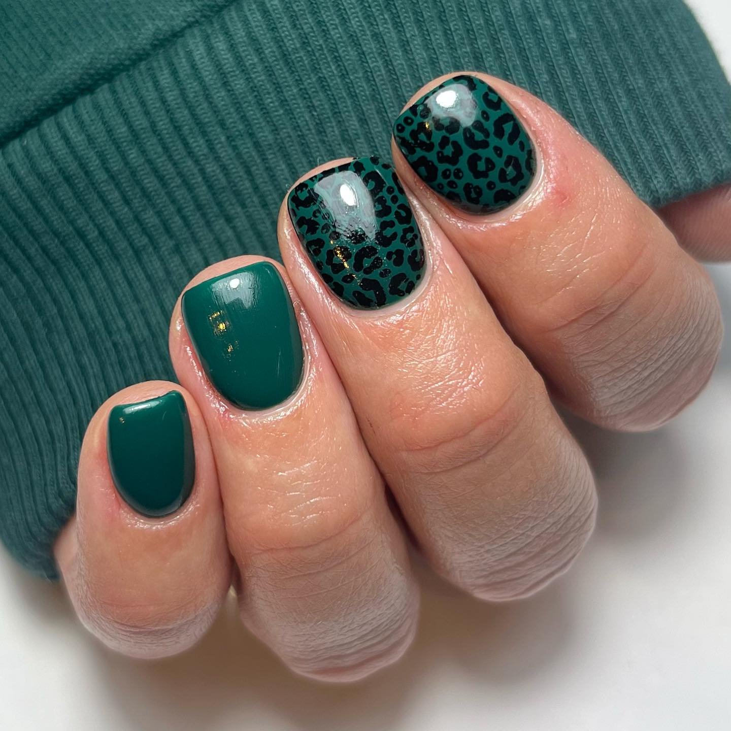 Green Leopard Print Nails