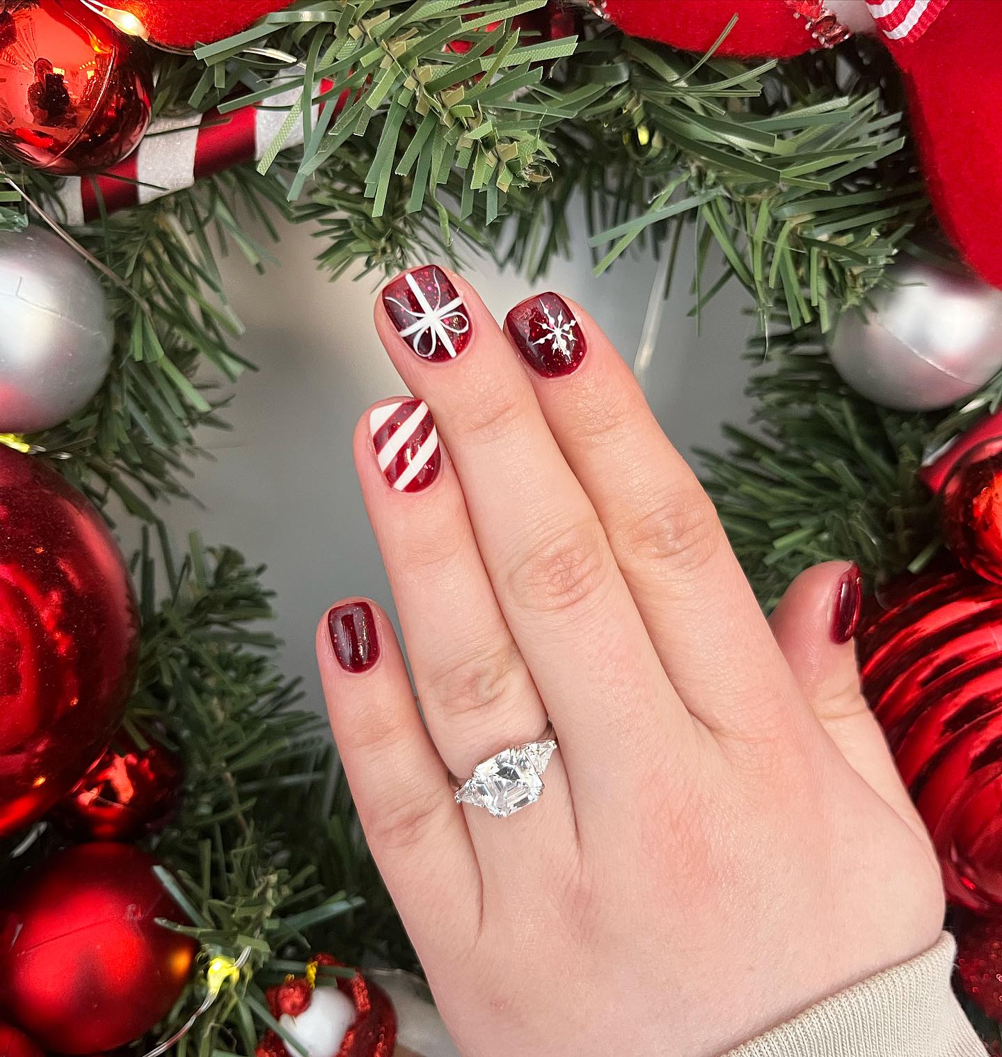 Festive Holiday Nails