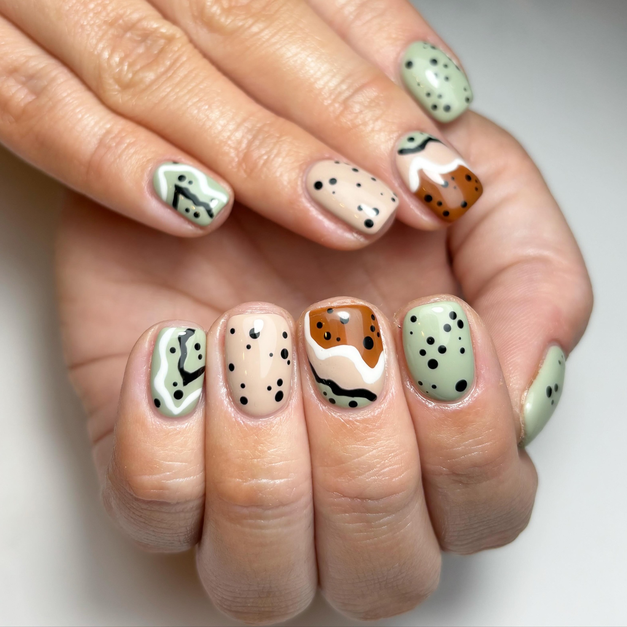 Artistic Abstract Nails