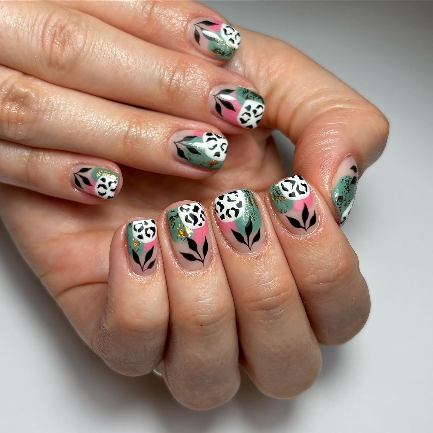 Artistic Patterned Nails with Leopard Print
