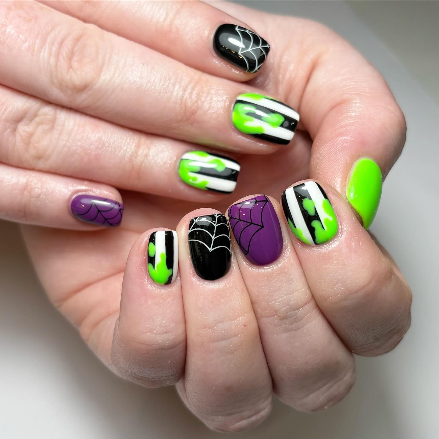 Halloween Themed Nail Art