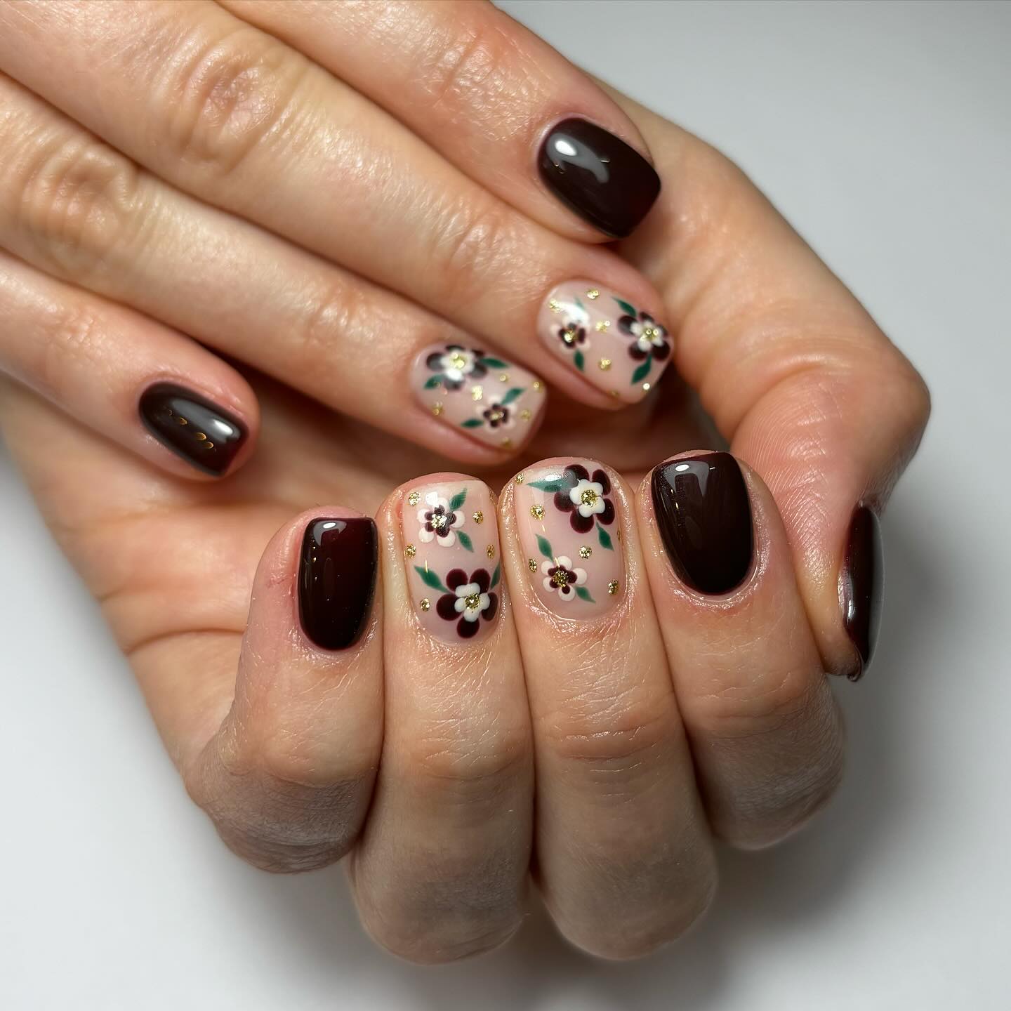 Elegant Floral Nail Art