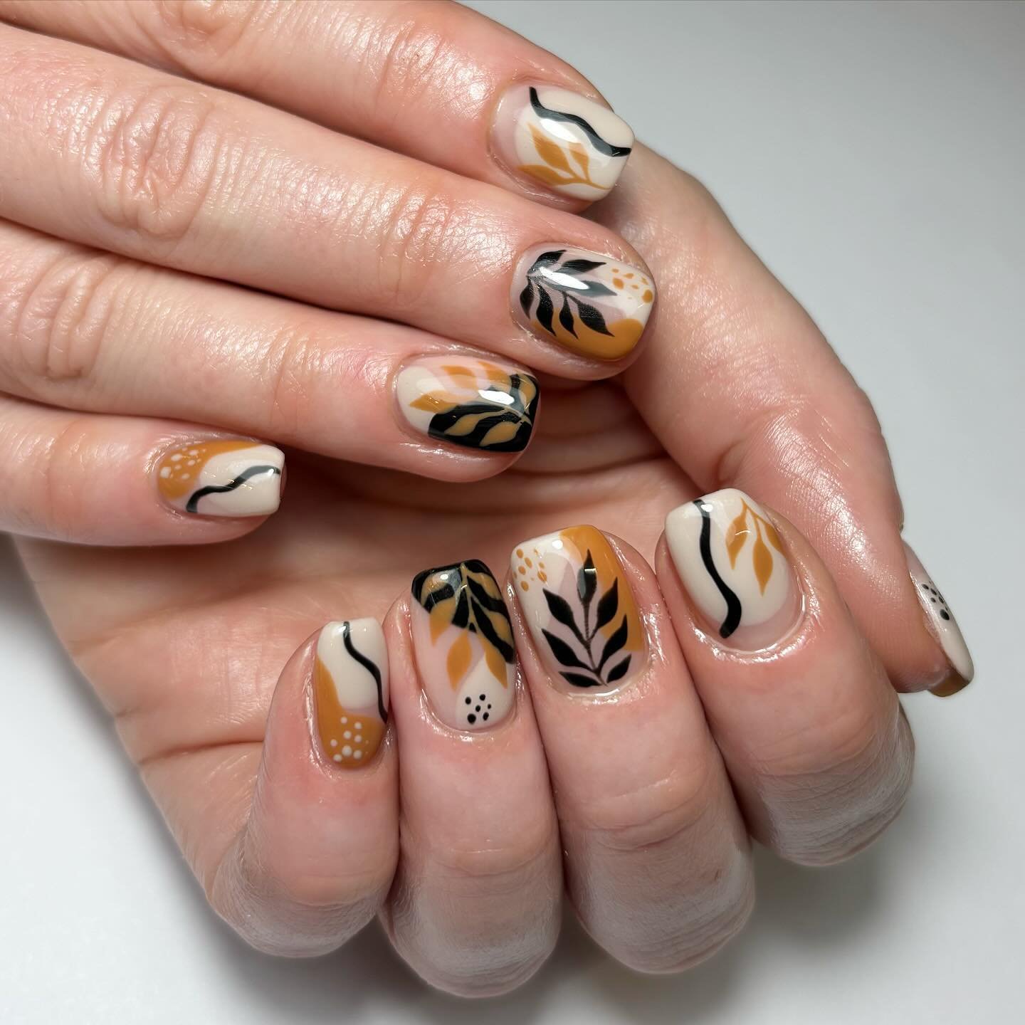 Artistic Fall-Inspired Nail Design