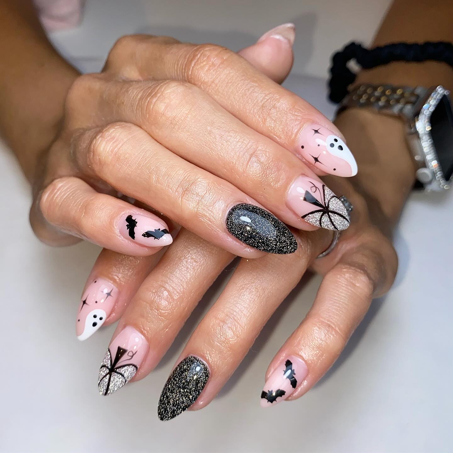 Halloween Themed Nail Art