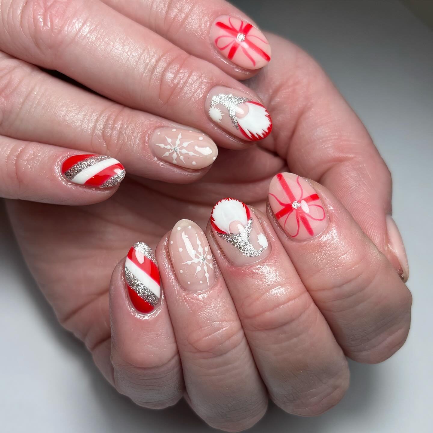 Festive Holiday Nails