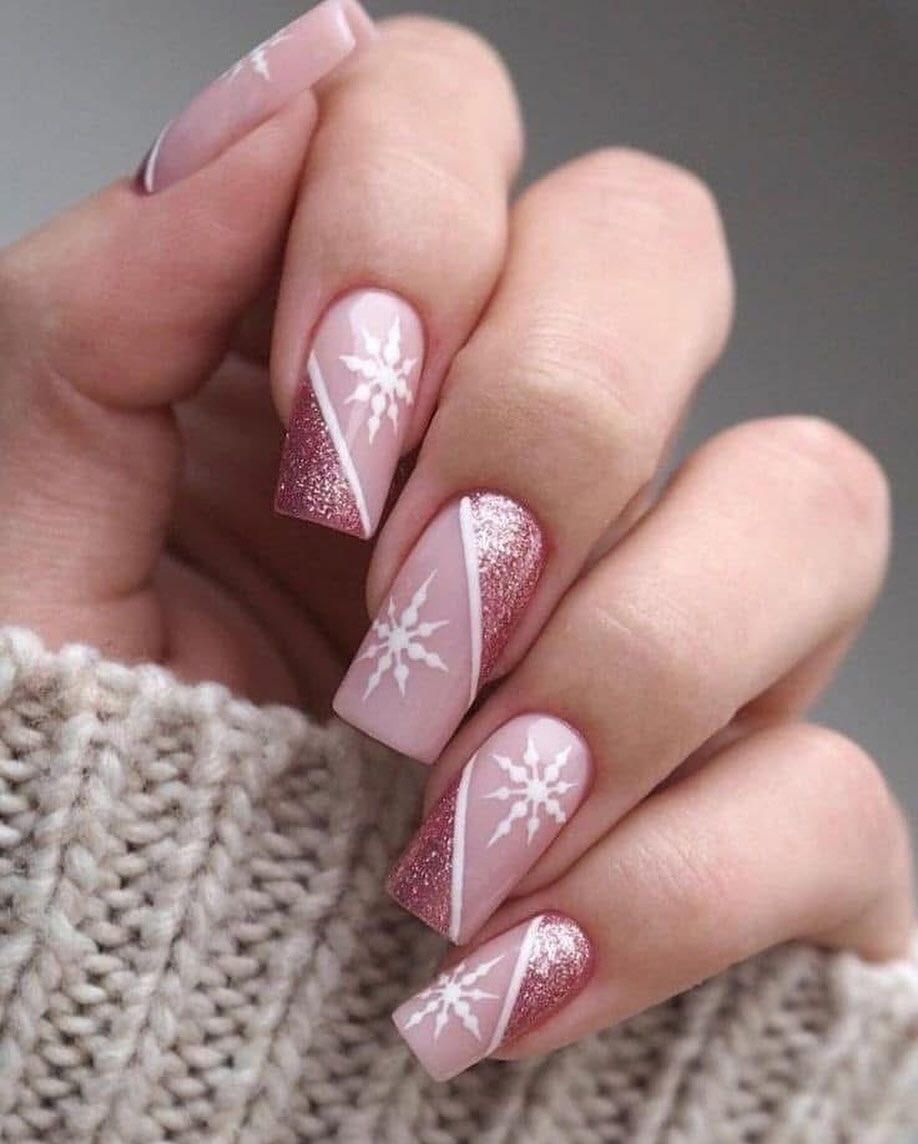Elegant Pink and Glitter Nail Design