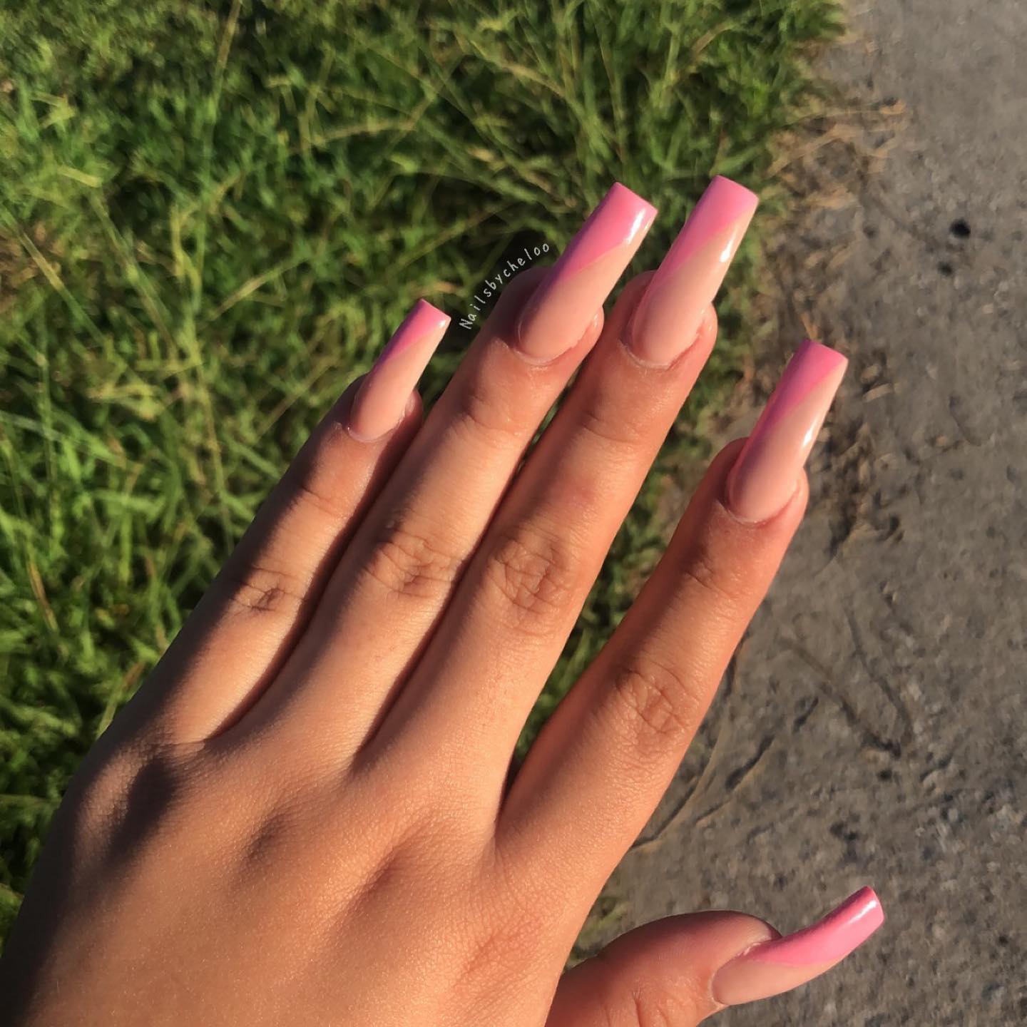Elegant Pink Ombre Nails