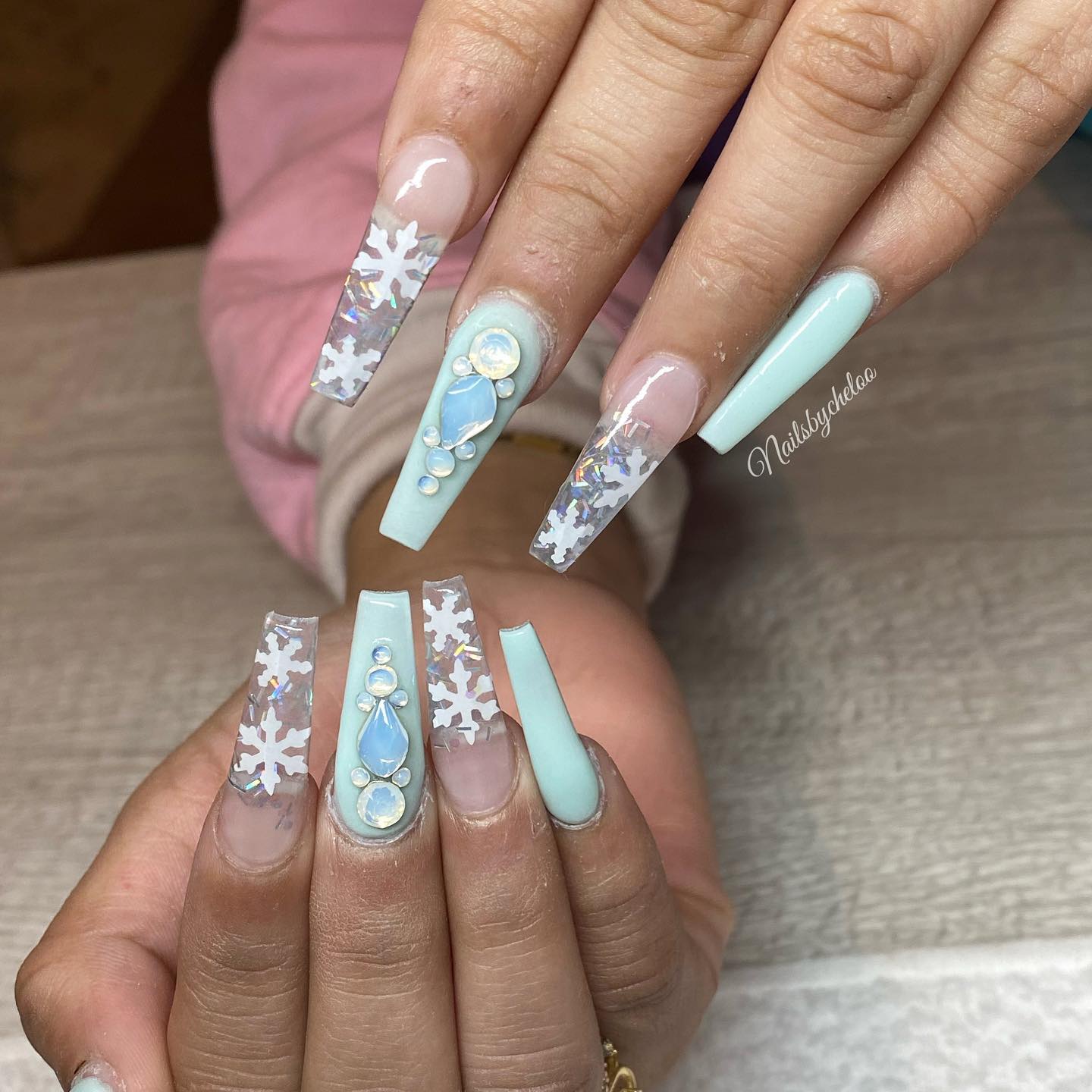 Winter-themed Nail Art