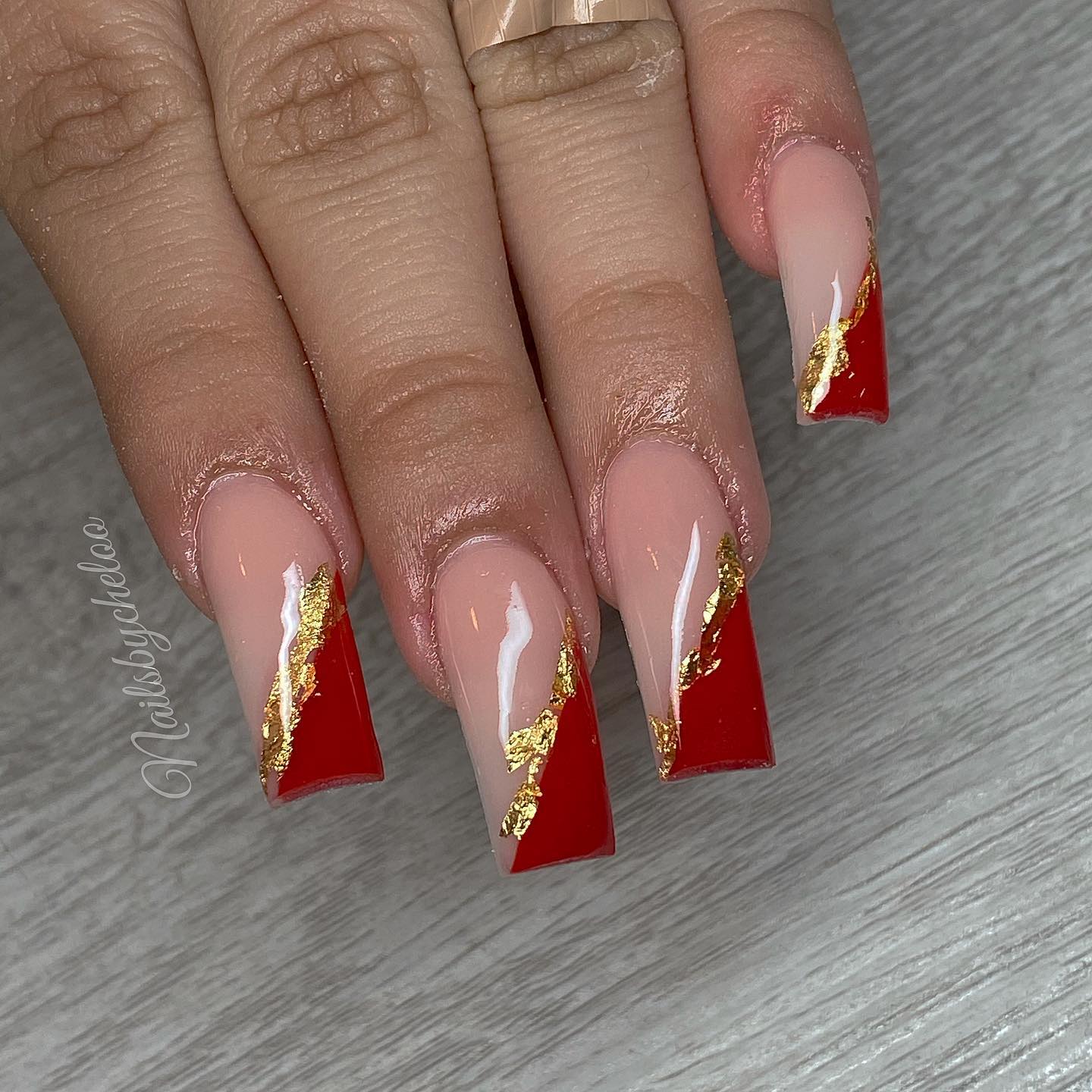 Stylish Red and Gold Nails