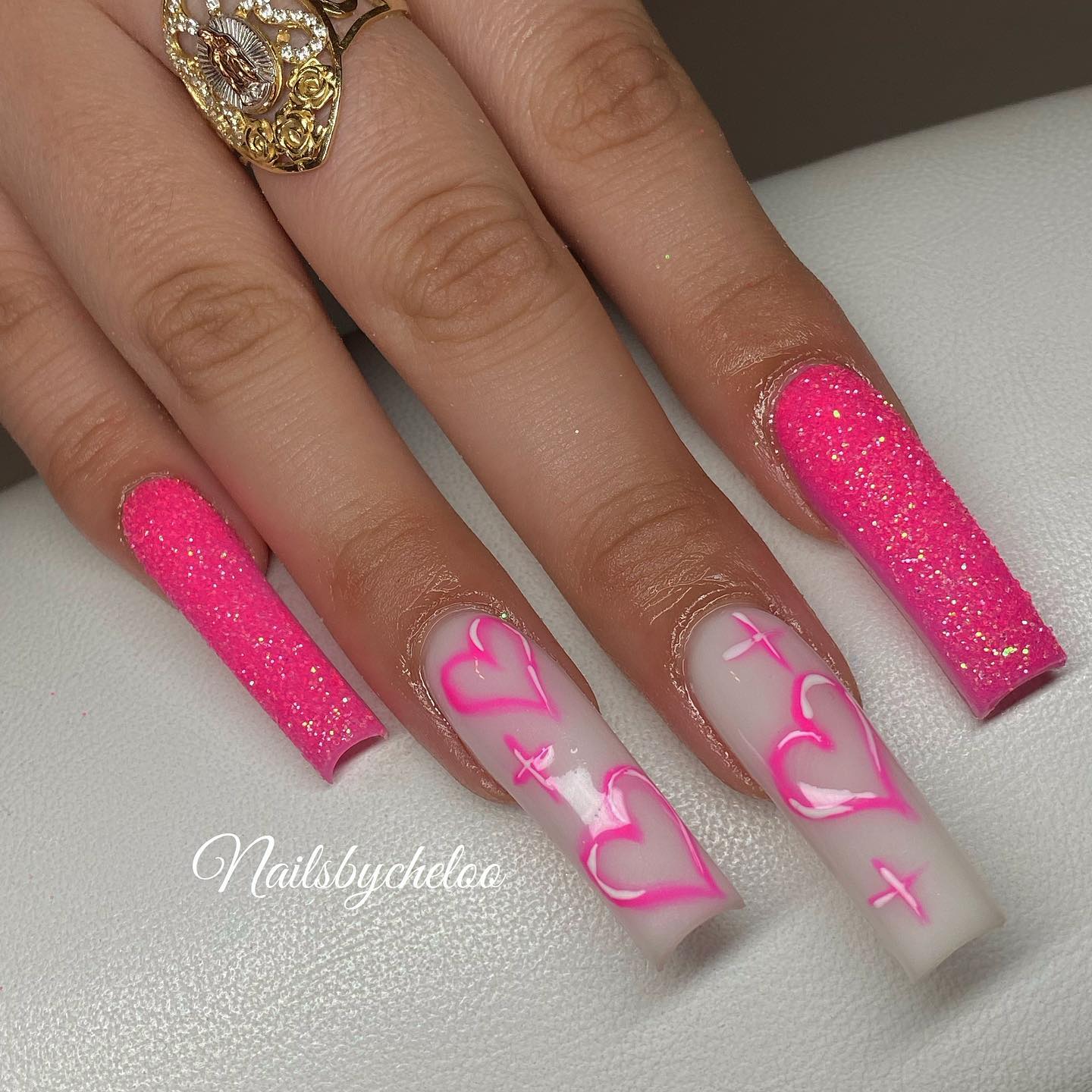 Stylish Pink Glitter Nails