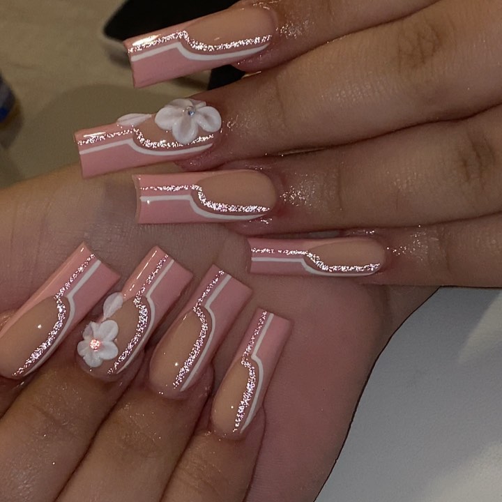 Elegant Pink Floral Nails