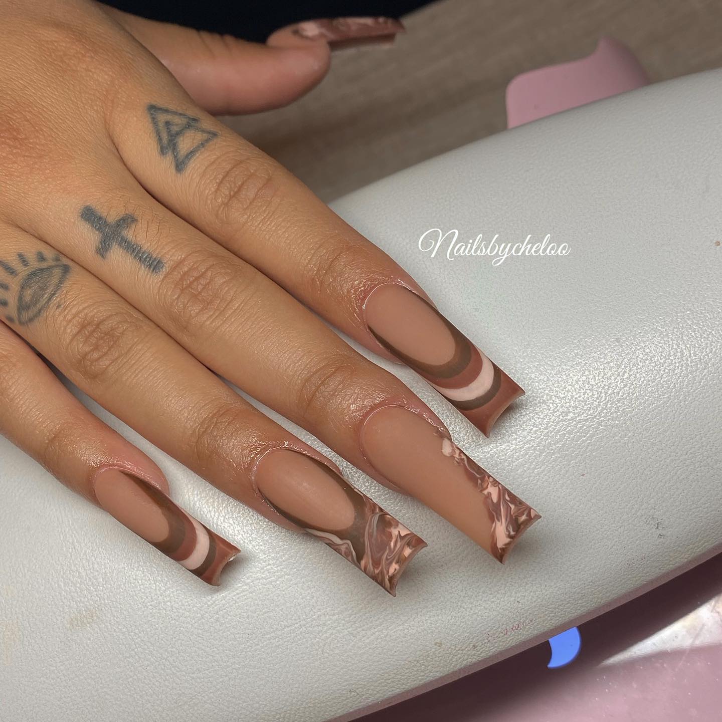 Stylish Nude and Marble Nails