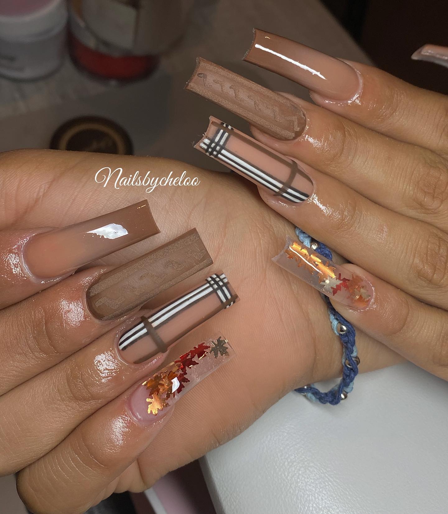 Autumn-Inspired Nail Design