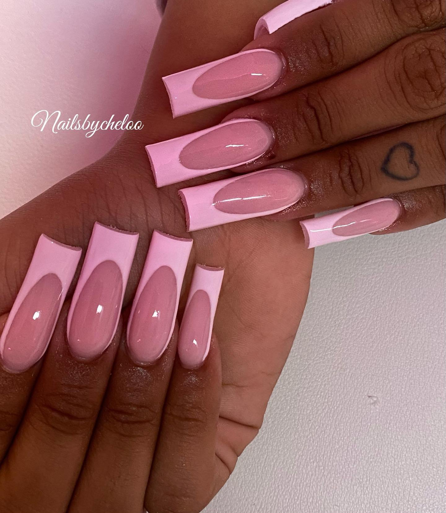 Elegant Pink Nail Design