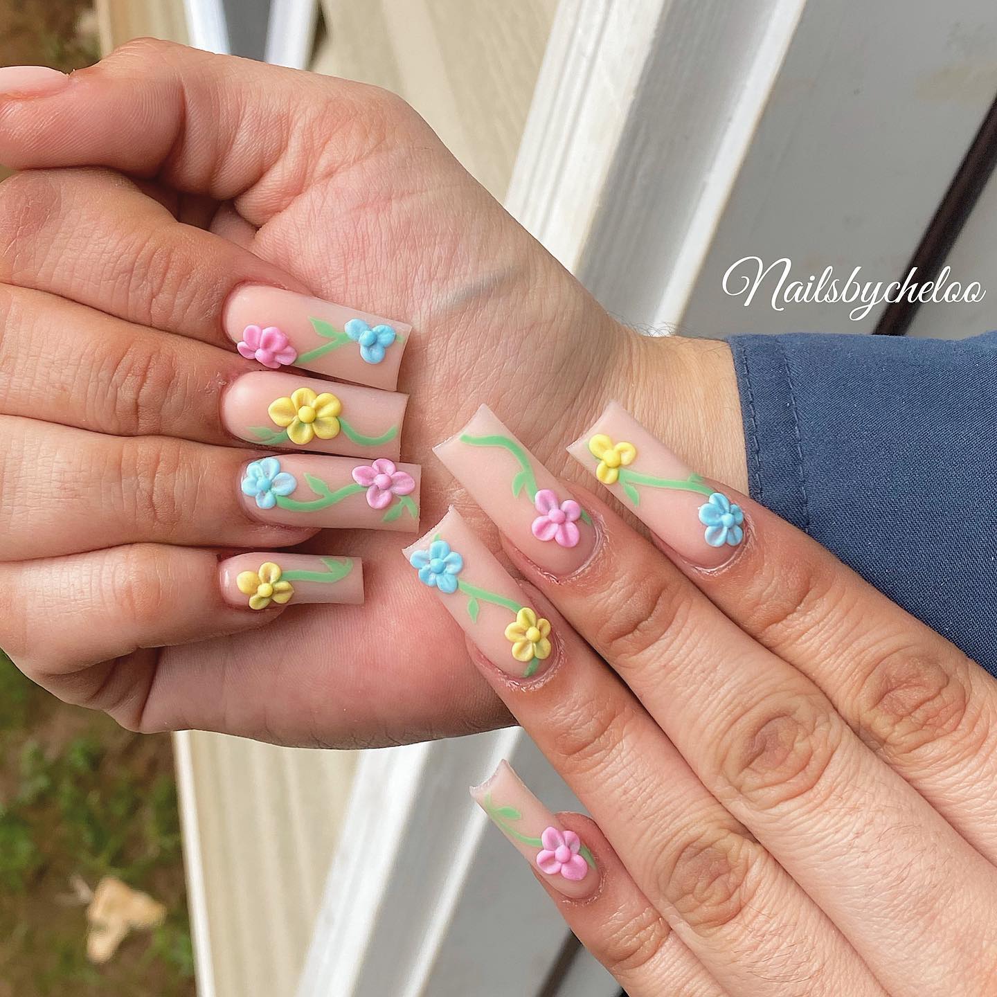 Floral Nail Design