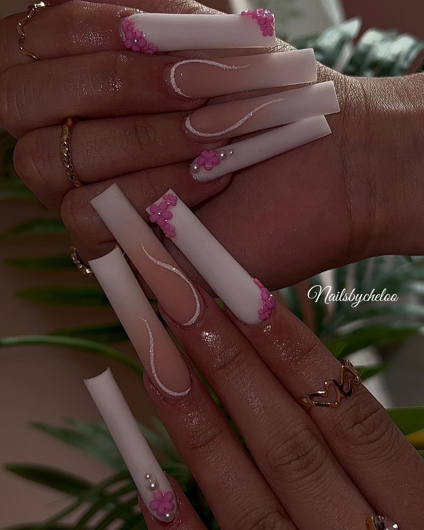 Stylish Floral Nails