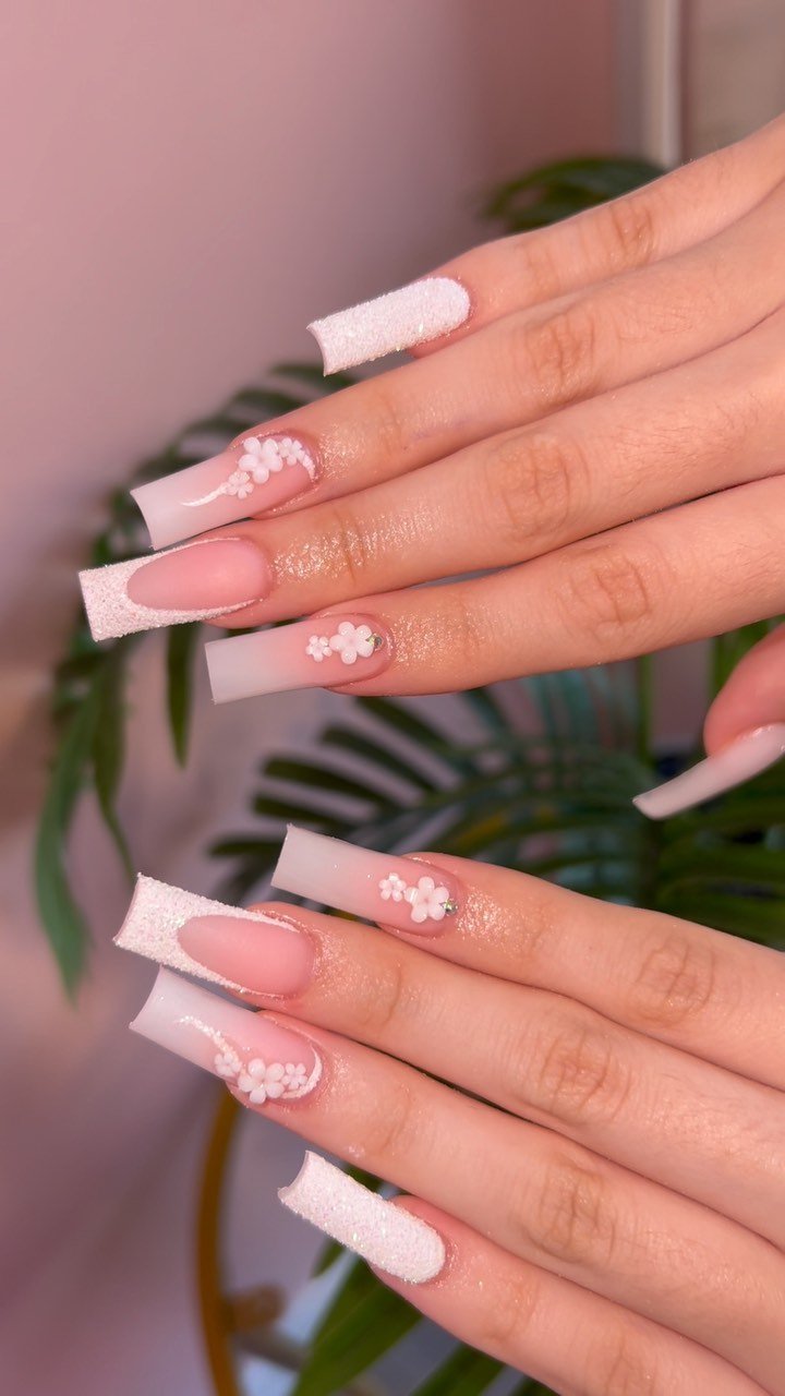 Elegant Floral Nails