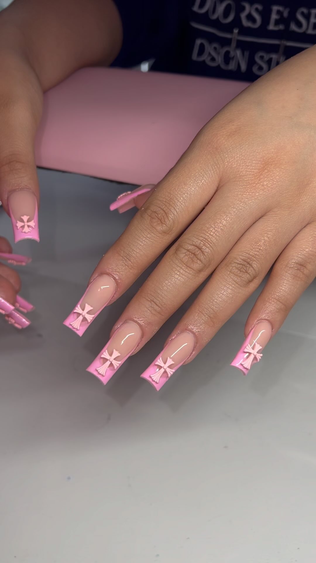 Stylish Pink Bows Nail Art