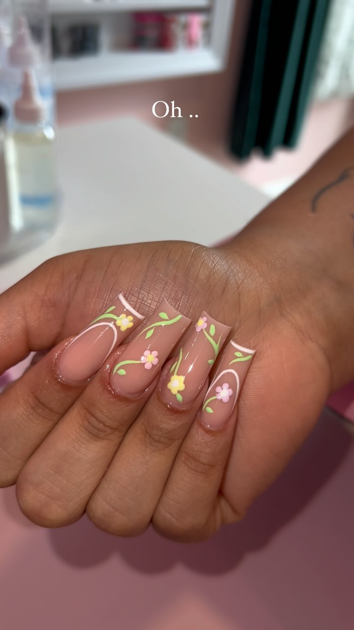 Floral Nail Art