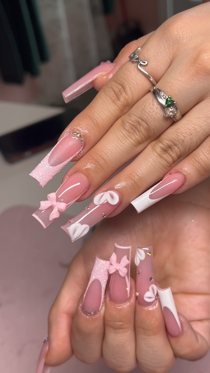 Elegant Pink Floral Nails