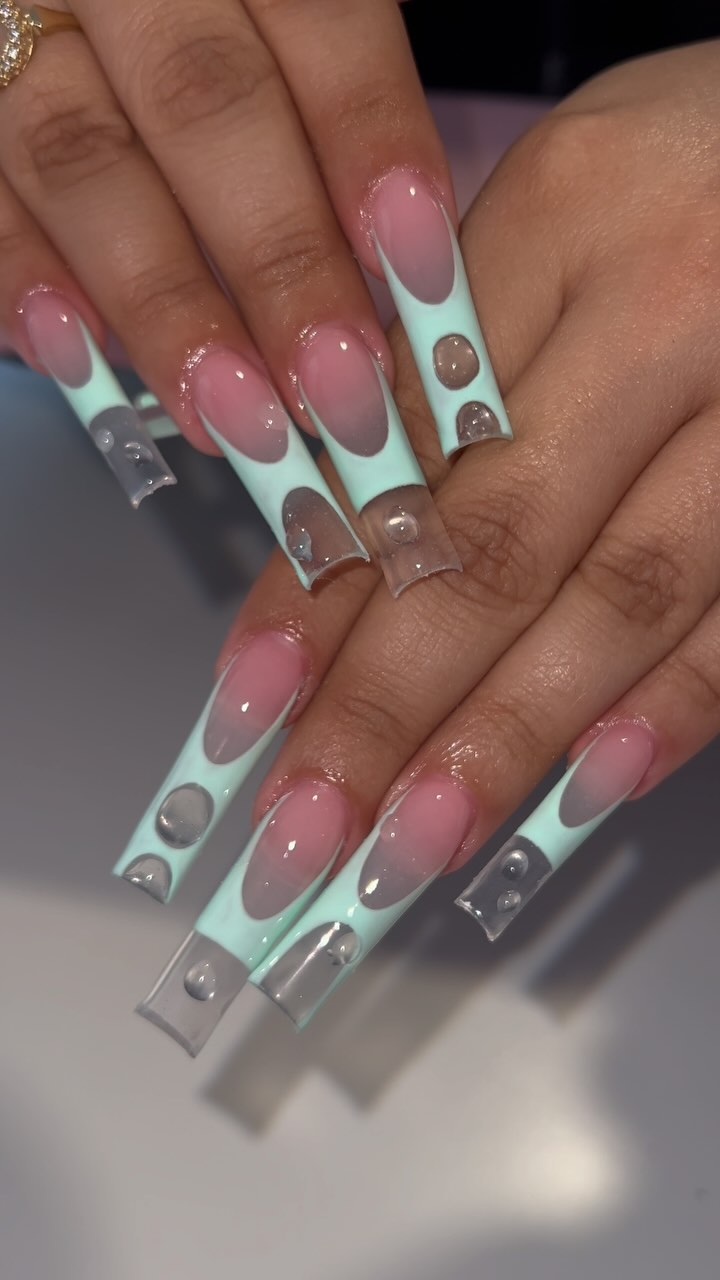 Artistic Pink and Mint Gel Nails