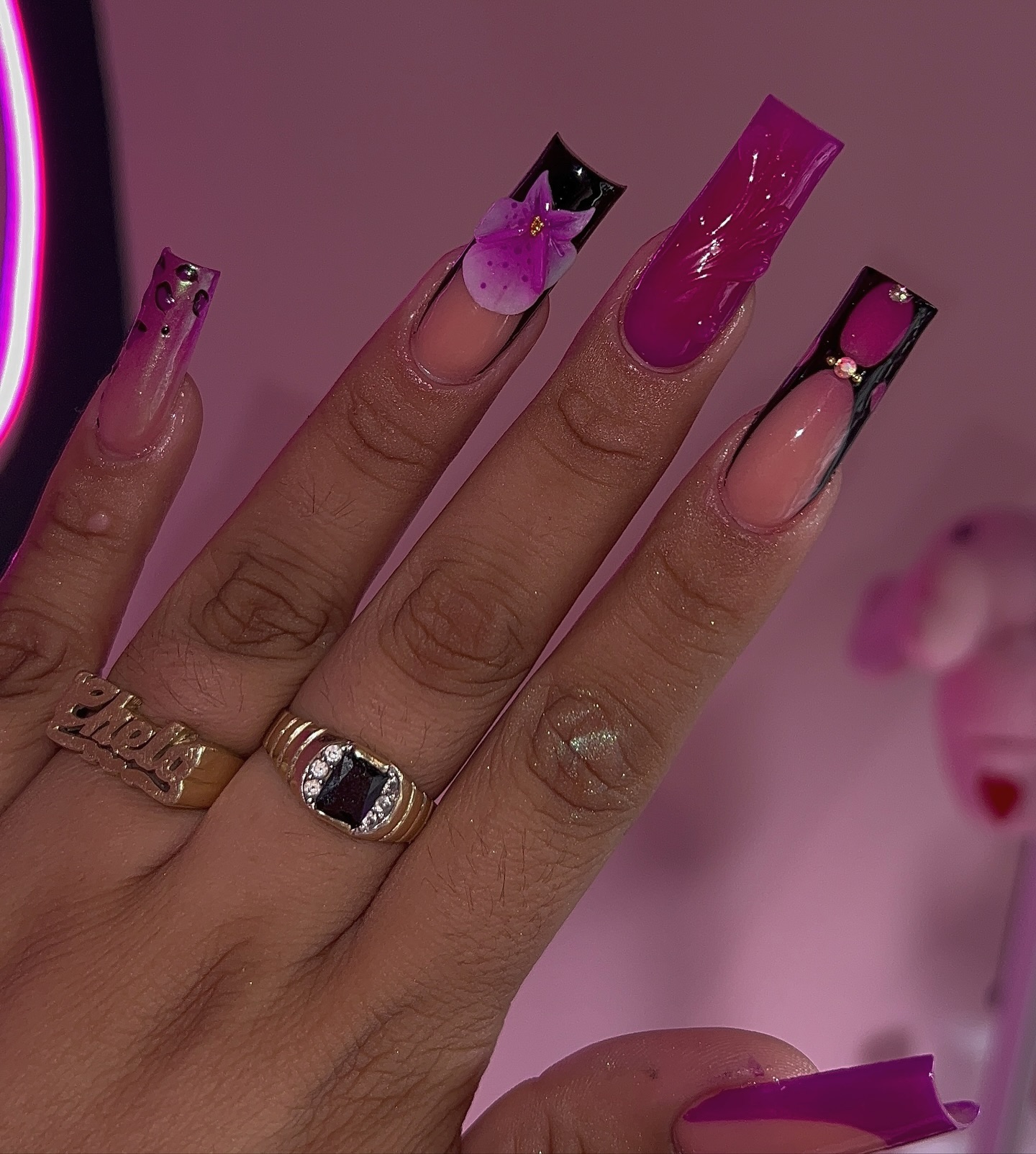 Stylish Floral Nail Art