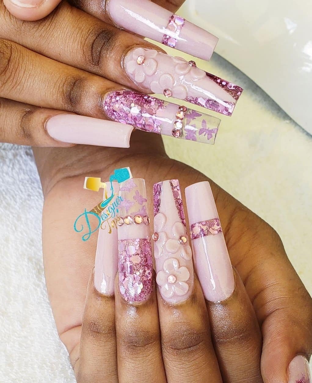 Elegant Pink Floral Nails