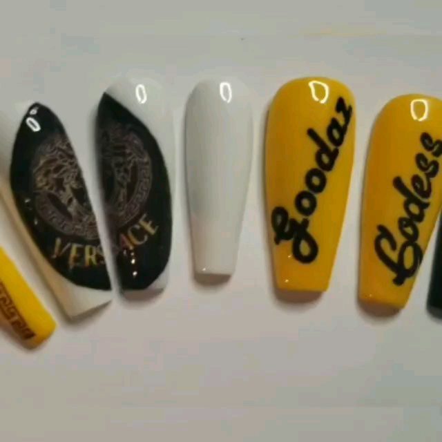 Stylish Nail Art