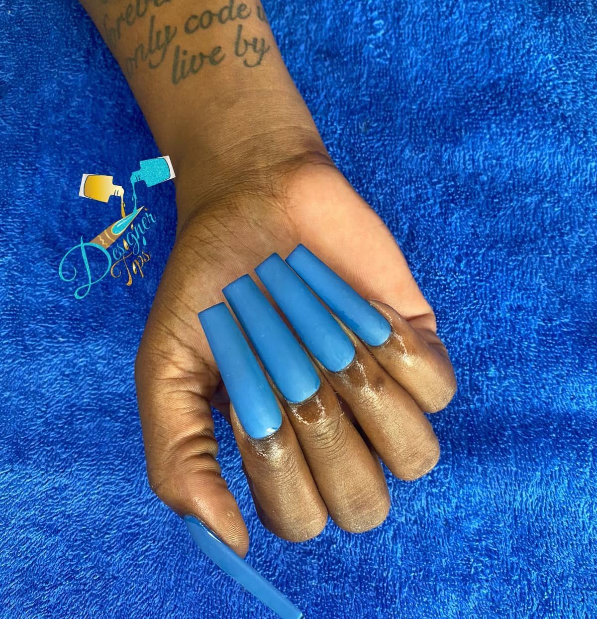 Stylish Blue Nails