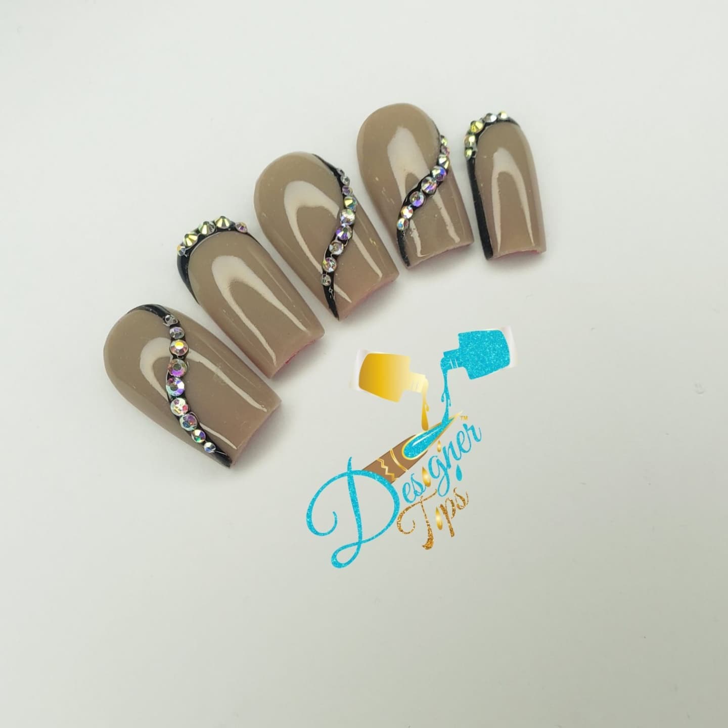 Elegant Nude and Black Nail Design